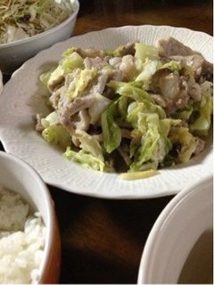簡単!キャベツと豚肉の塩麹炒め-レシピのメイン写真