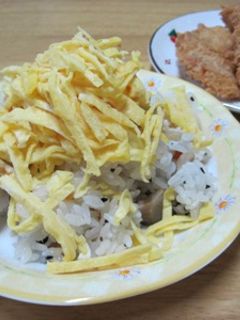 身近にちらし寿司-レシピのメイン写真