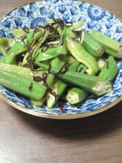 ピーマンとオクラの塩こんぶ炒め☆-レシピのメイン写真