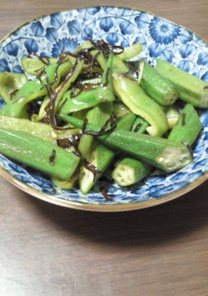 ピーマンとオクラの塩こんぶ炒め☆-レシピのメイン写真