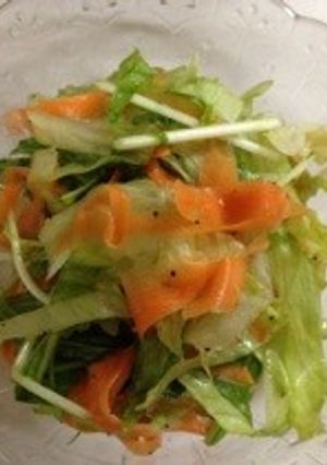 レタス、にんじん、水菜の簡単ごま油和え-レシピのメイン写真
