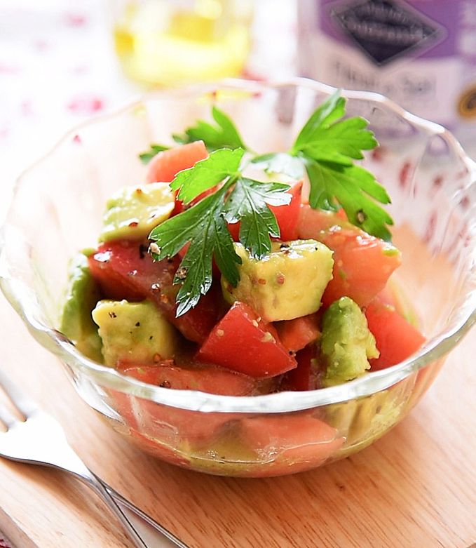 アボカド S20240125016001A_000.jpg