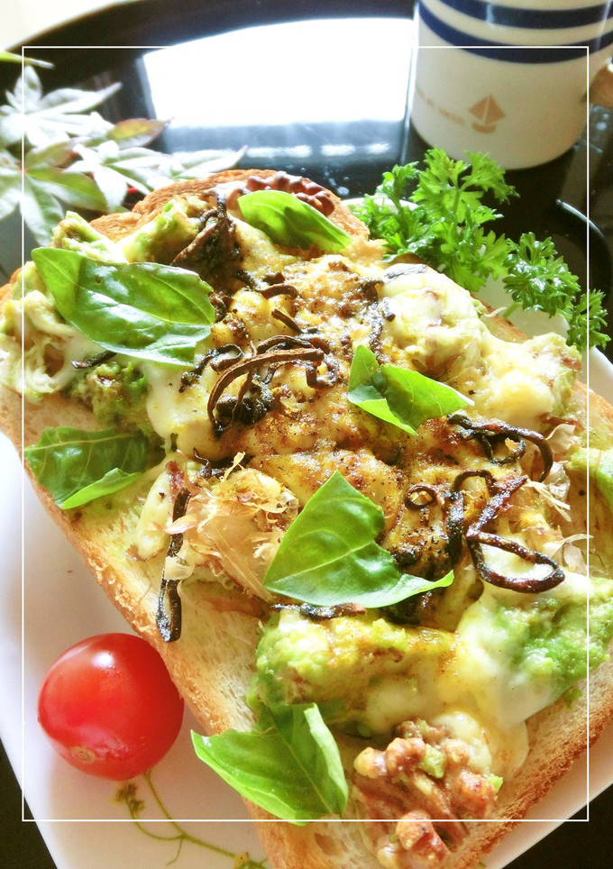 アボカドと鶏ささみの和カレートースト-レシピのメイン写真