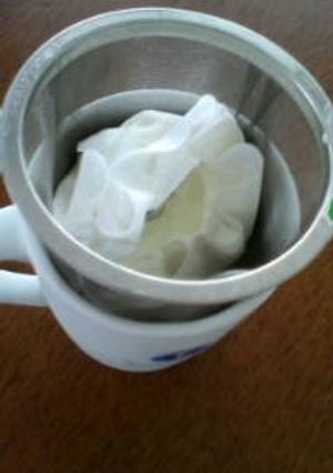 カップで　お一人様用ヨーグルトクリーム-レシピのメイン写真