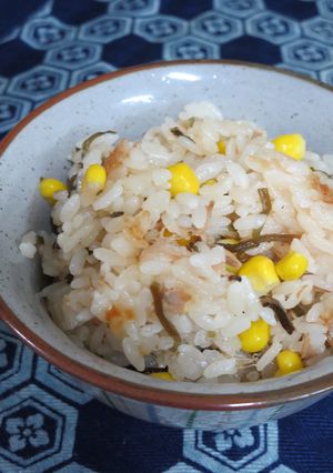 塩昆布で♪　ツナ＆コーンの炊き込みご飯-レシピのメイン写真