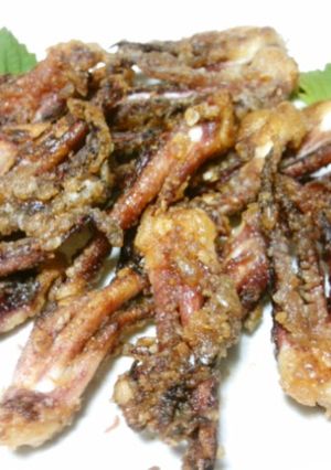簡単！　イカのゲソ揚げ（実は、焼きます）-レシピのメイン写真