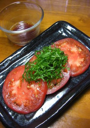 胡麻風味♡青しそドレッシングでトマト-レシピのメイン写真