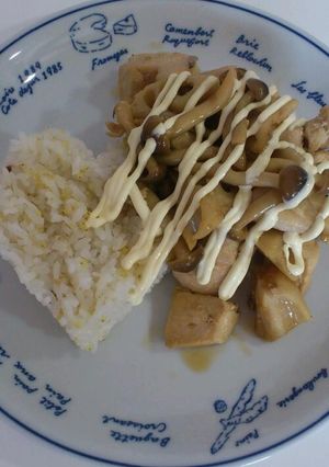 鶏肉とレンコンきのこの照りマヨ丼-レシピのメイン写真
