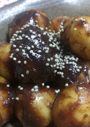 新じゃがの麻の実粉入り味噌炒め煮-レシピのメイン写真