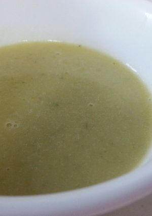 香る緑のスパイシースープ-レシピのメイン写真