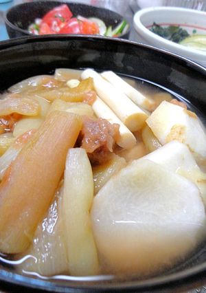 小さな野菜のおかず★ずいきの梅煮-レシピのメイン写真