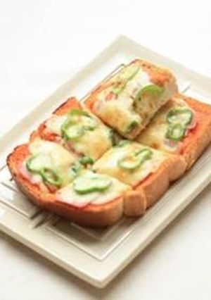 ピーマンとベーコンのピザトースト-レシピのメイン写真