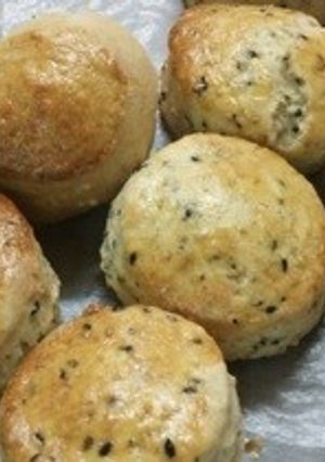 簡単スコーン"胡麻味"と"きな粉味"-レシピのメイン写真