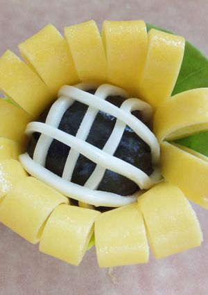 夏のキャラ弁☆ひまわりのおにぎり-レシピのメイン写真