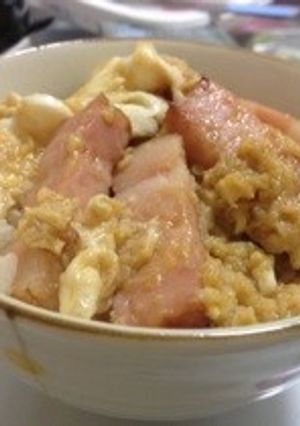 簡単すぎるベーコン卵丼-レシピのメイン写真