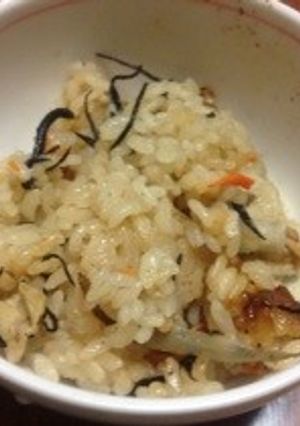 炊飯器でひじきご飯-レシピのメイン写真