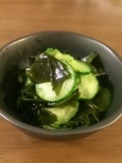 さっぱり♪きゅうりとわかめの即席酢の物-レシピのメイン写真