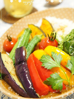 夏バテ予防☆簡単リメイク♪夏野菜カレー-レシピのメイン写真