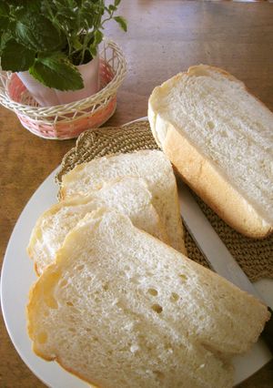 ふんわりミルキー食パン*早焼き*-レシピのメイン写真