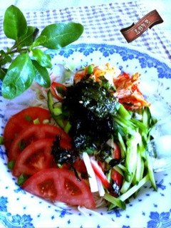 夏バテサヨナラ☆キムチのっけ韓国風素麺-レシピのメイン写真