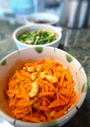 野菜のおかず★人参とカシューナッツの炒煮-レシピのメイン写真