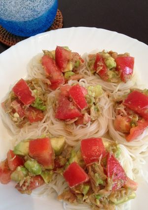 夏はコレ☆トマトとアボカドのそうめん-レシピのメイン写真