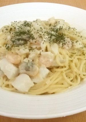 ガーリック海鮮クリームパスタ-レシピのメイン写真