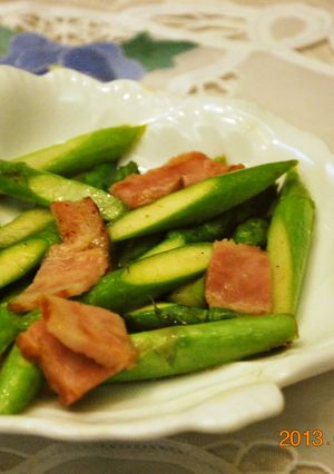 簡単♪　茹でずに炒めるアスパラベーコン-レシピのメイン写真