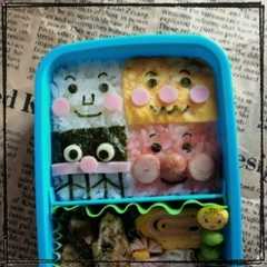 รูปของ 幼稚園のお弁当 ☆アンパンマンと仲間達☆