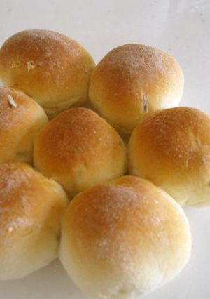 クリームチーズ入りミニパン♪-レシピのメイン写真