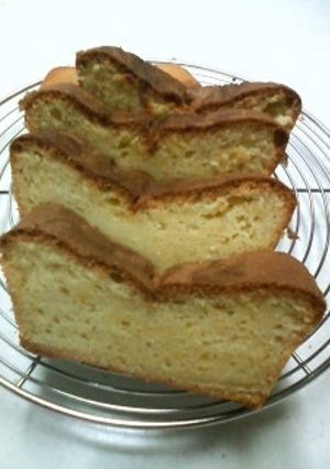 アーモンドプードルのパウンドケーキ-レシピのメイン写真