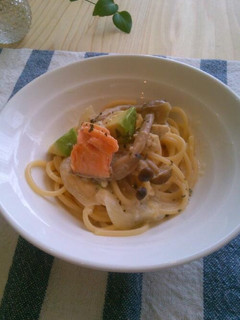 きのことサーモンのクリームパスタ-レシピのメイン写真