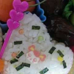 รูปของ 超簡単♪キャラ弁当？！