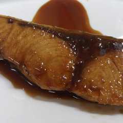 รูปของ うちのブリの照り焼き♡