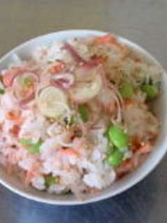 鮭と枝豆の混ぜご飯-レシピのメイン写真