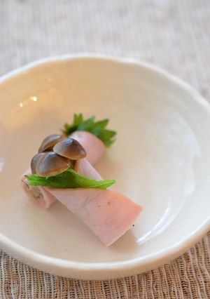 お弁当に♪しめじと紫蘇のハム巻き-レシピのメイン写真