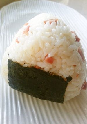 おにぎり：ベーコンクリームチーズ-レシピのメイン写真
