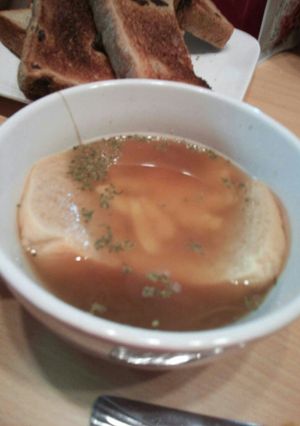 コストコパンでオニオングラタンスープ-レシピのメイン写真