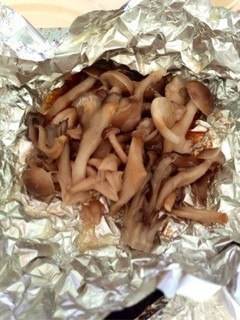 しめじと舞茸のバター醤油焼き♪BBQ-レシピのメイン写真