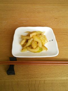 お箸がすすむ!セロリのきんぴら-レシピのメイン写真