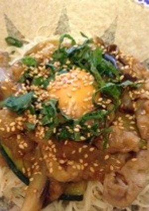 茄子・ズッキーニ・豚肉のスタミナそうめん-レシピのメイン写真