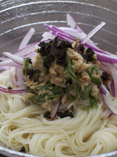 塩糀昆布のツナと梅ドレそうめん-レシピのメイン写真