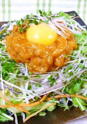 イカのユッケ風サラダ♪-レシピのメイン写真