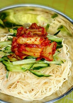 キムチとそうめんで簡単ピビン麺-レシピのメイン写真
