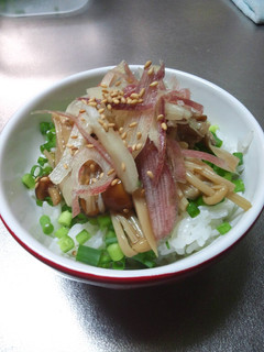 夏にピッタリあっさり簡単なめたけ丼♪-レシピのメイン写真