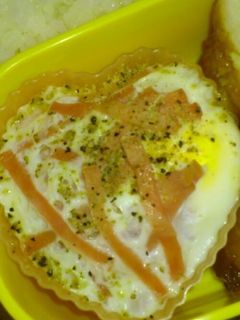 お弁当にもレンジで90秒“早業目玉焼き”-レシピのメイン写真