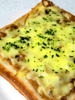 簡単!美味しい!!なめ茸チーズトースト☆-レシピのメイン写真