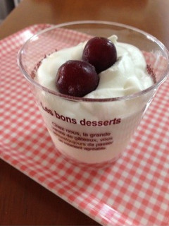 簡単スイーツ☆ヨーグルトクリーム-レシピのメイン写真