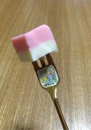 簡単‼ 苺のレアチーズアイス♡-レシピのメイン写真