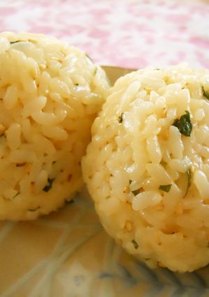 大葉風味☆味噌マヨ味のおにぎり-レシピのメイン写真